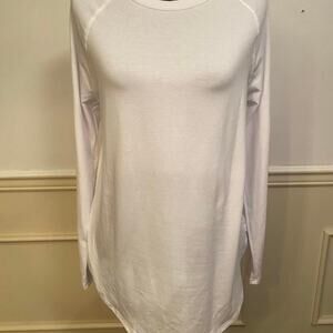 New Choice Basic White Long Sleeve Tee Tunic Top Curved Hem Classic